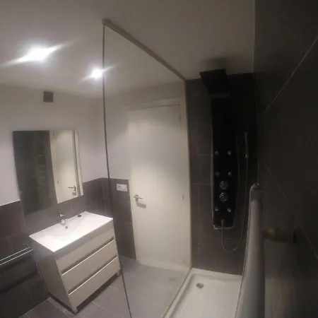 Cerca De Riazor, 3 Habitaciones, Impecable Apartamento A Coruña