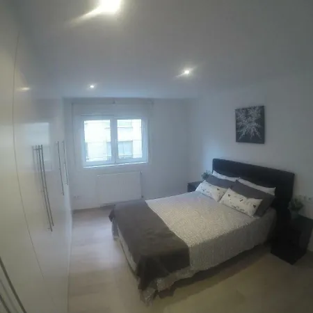 Cerca De Riazor, 3 Habitaciones, Impecable Apartamento *