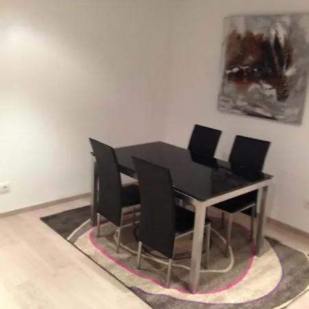 Cerca De Riazor, 3 Habitaciones, Impecable Apartamento A Coruña