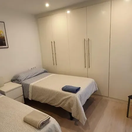 Cerca De Riazor, 3 Habitaciones, Impecable